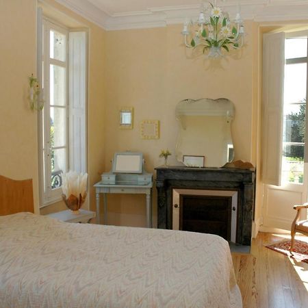 Chambres & Studios Chateau Saint Vincent Bazas Εξωτερικό φωτογραφία